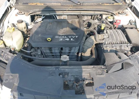 2013 Chrysler 200 Lx z USA, uszkodzony, nr VIN 1C3CCBAB2DN646993